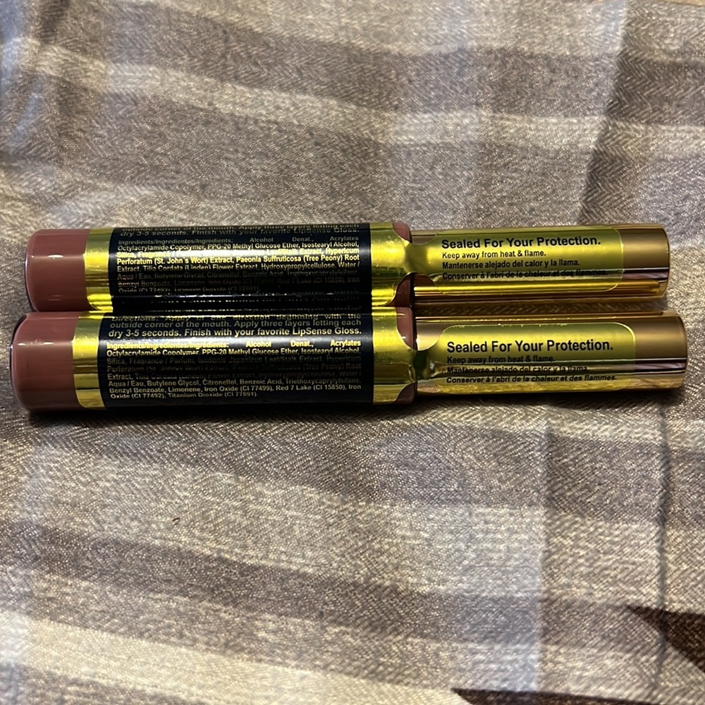 Lipsense - Picture 2 of 3